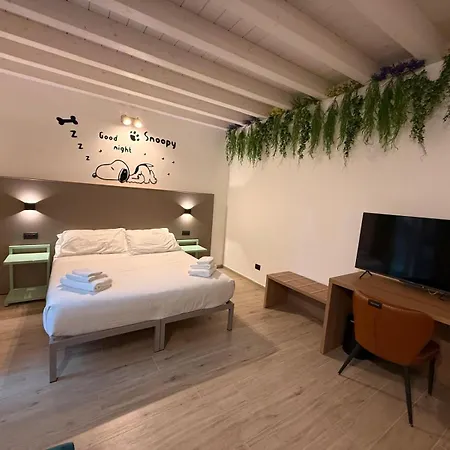 5 Terre Hub Art Apartment *