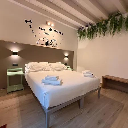 5 Terre Hub Art Apartment